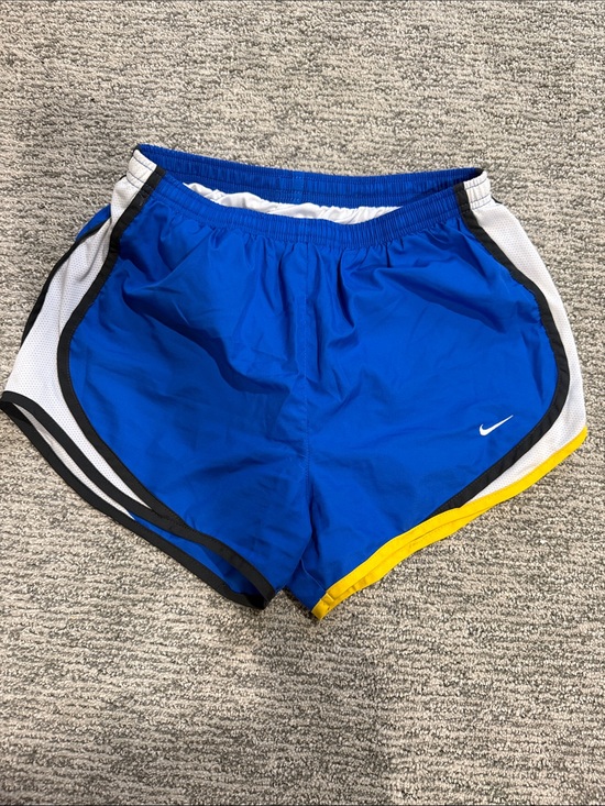 Nike Pants - Nike Livestrong Women's Running Shorts